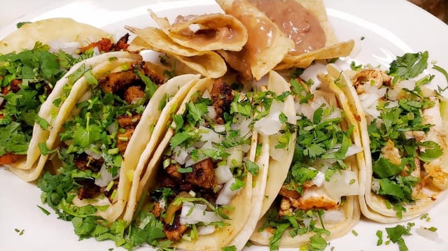 3 Street Tacos.