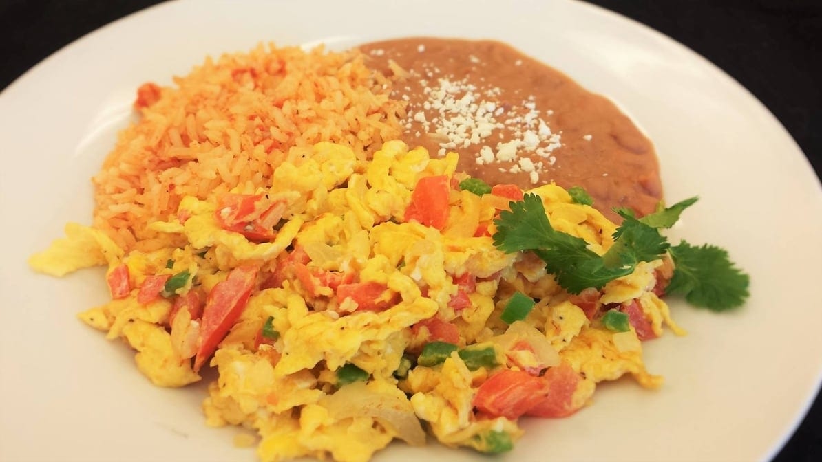 Huevos a La Mexicana.